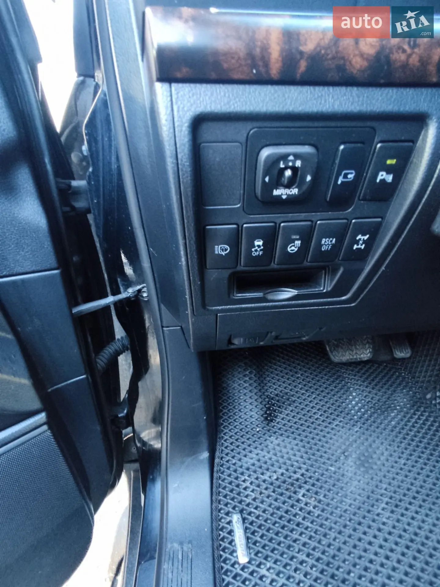 2012 Toyota Land Cruiser - мініатюра 11