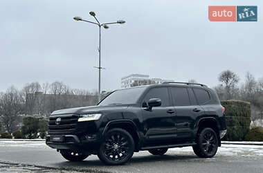 Позашляховик / Кросовер Toyota Land Cruiser 2022 в Дніпрі