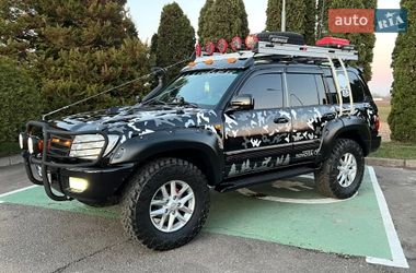 Внедорожник / Кроссовер Toyota Land Cruiser 2001 в Ровно