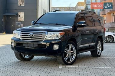 Внедорожник / Кроссовер Toyota Land Cruiser 2013 в Ужгороде