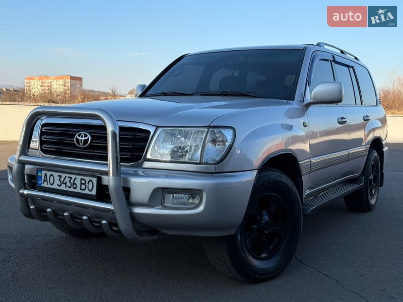 Toyota Land Cruiser 2003