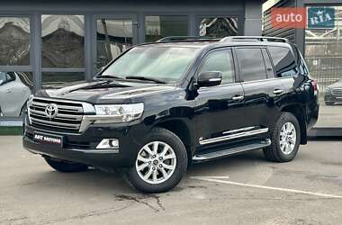 Позашляховик / Кросовер Toyota Land Cruiser 2016 в Києві