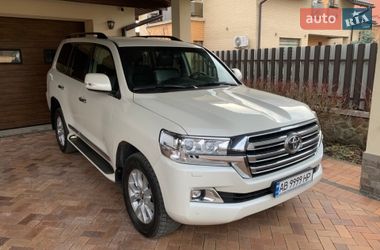 Внедорожник / Кроссовер Toyota Land Cruiser 2017 в Виннице