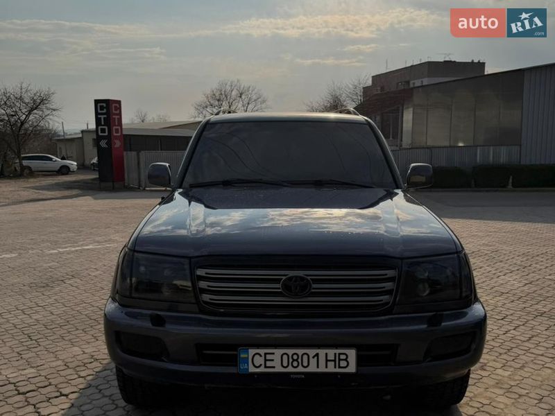 Toyota Land Cruiser 2004