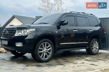 Позашляховик / Кросовер Toyota Land Cruiser 2010 в Тернополі