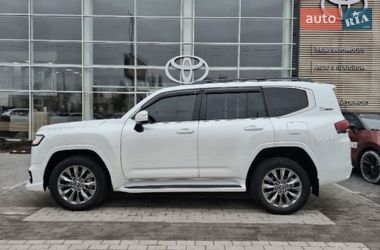 Внедорожник / Кроссовер Toyota Land Cruiser 2022 в Киеве