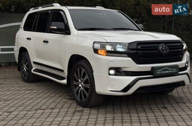 Позашляховик / Кросовер Toyota Land Cruiser 2016 в Чернівцях