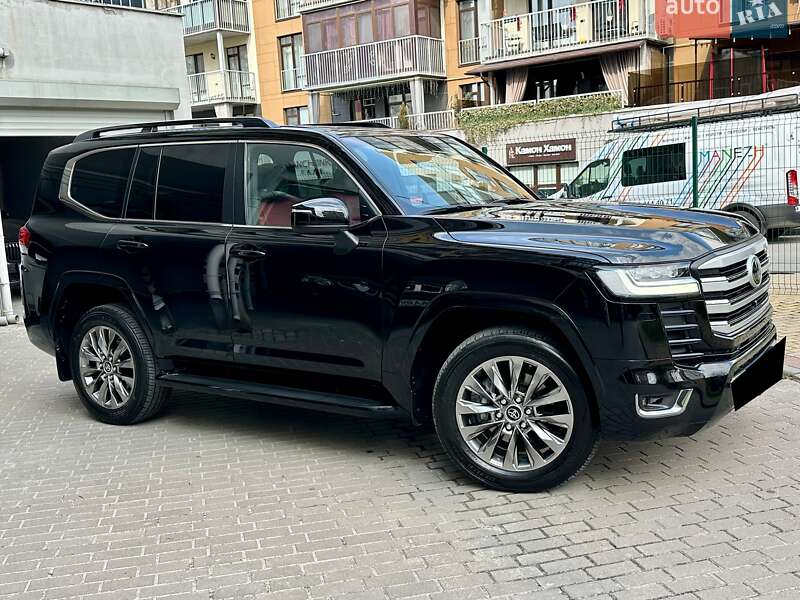 Внедорожник / Кроссовер Toyota Land Cruiser 2023 в Киеве