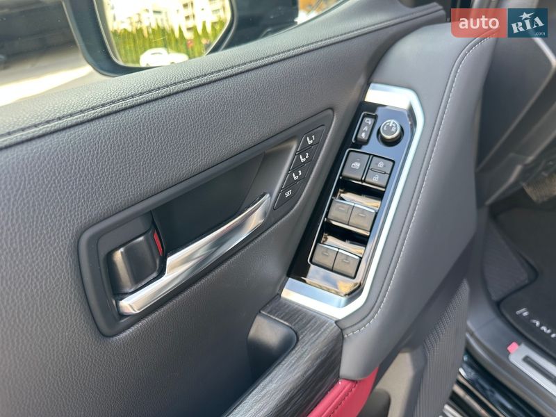 Внедорожник / Кроссовер Toyota Land Cruiser 2023 в Киеве