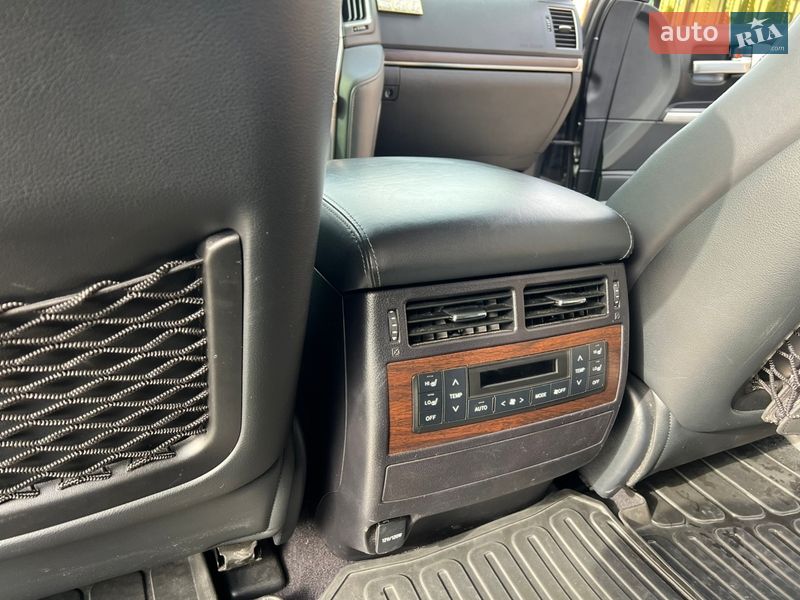 Внедорожник / Кроссовер Toyota Land Cruiser 2016 в Львове фото 11 Внедорожник / Кроссовер Toyota Land Cruiser 2016 в Львове