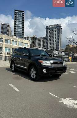 Позашляховик / Кросовер Toyota Land Cruiser 2013 в Києві