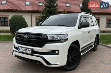 Внедорожник / Кроссовер Toyota Land Cruiser 2016 в Ивано-Франковске