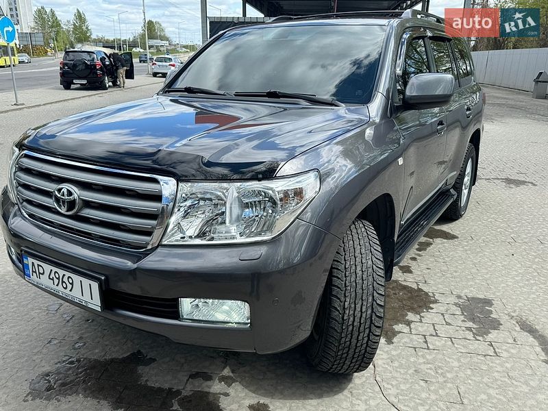 Внедорожник / Кроссовер Toyota Land Cruiser 2011 в Львове