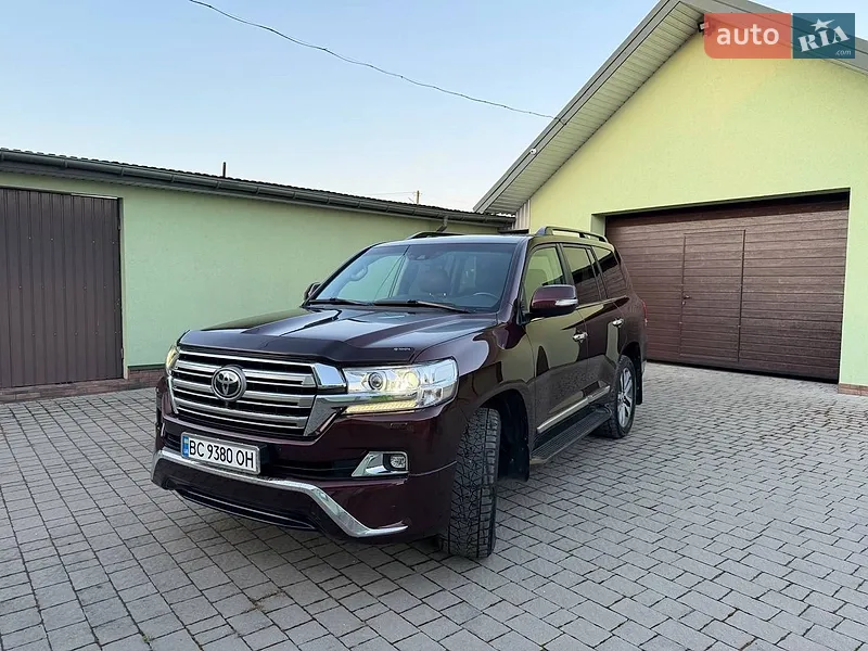 Toyota Land Cruiser
