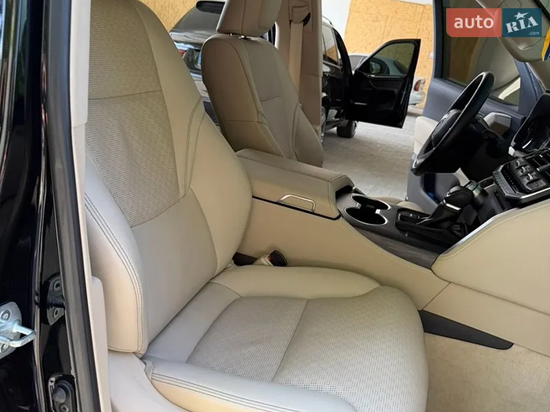 Toyota Land Cruiser 2021 VIN JTMAAABJ504007340 фото оголошення 47 з 87
