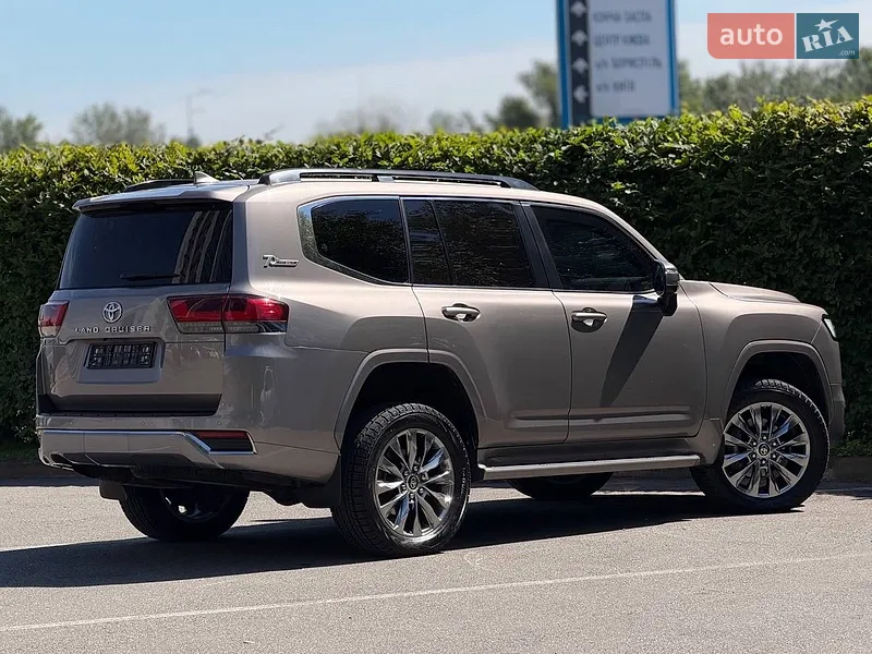 Toyota Land Cruiser 2021 VIN JTMABABJ304000285 фото оголошення 24 з 116
