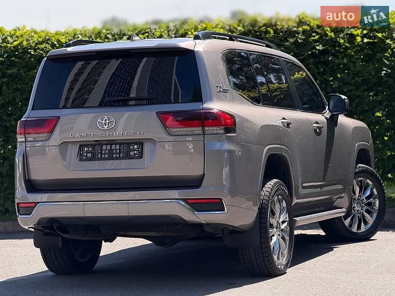 Toyota Land Cruiser 2021 VIN JTMABABJ304000285 фото оголошення 28 з 116