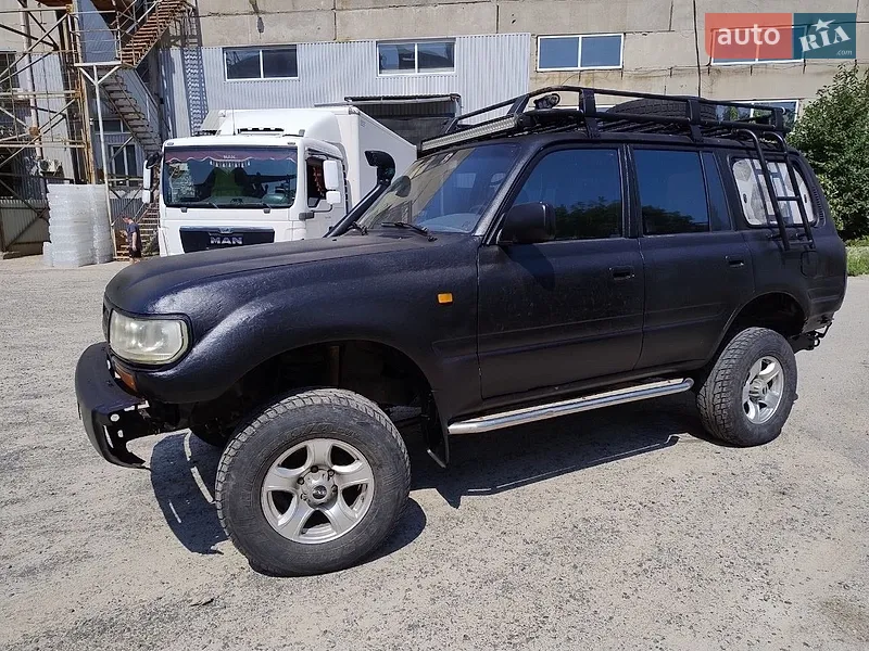 Toyota Land Cruiser