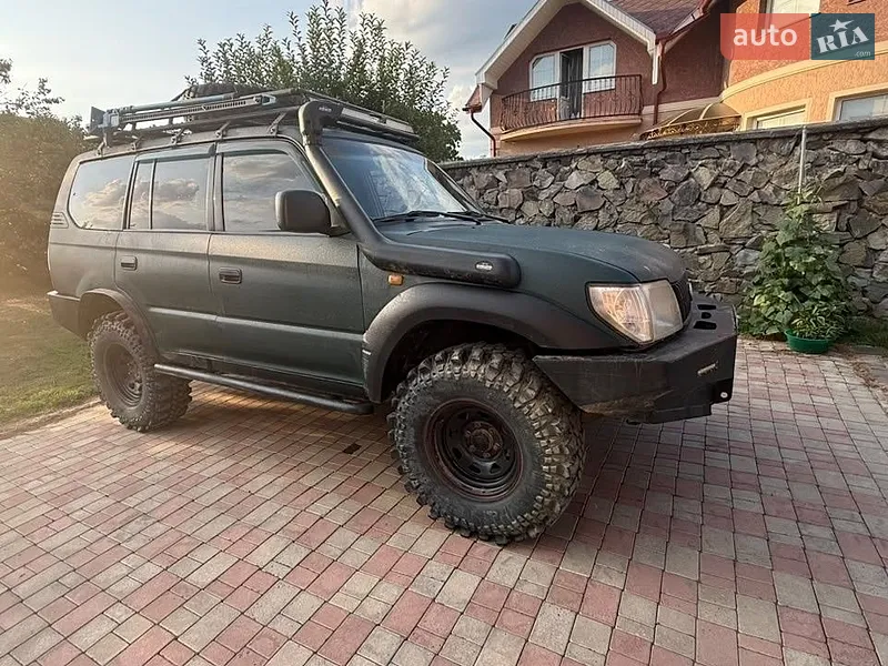 Toyota Land Cruiser