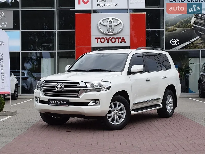 Toyota Land Cruiser