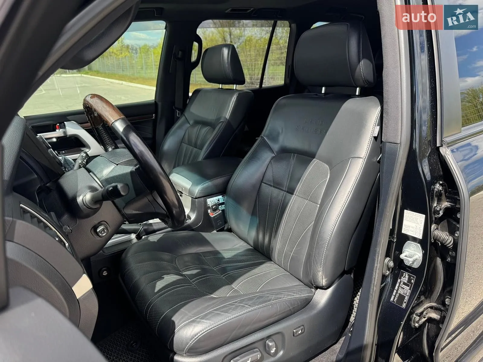 2020 Toyota Land Cruiser - мініатюра 14