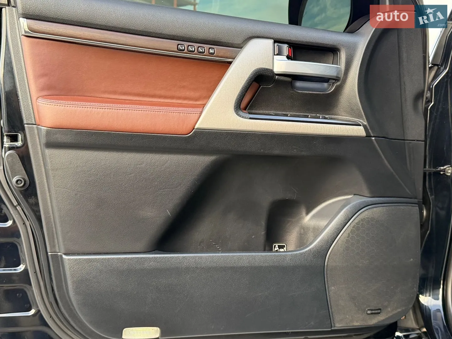 2016 Toyota Land Cruiser - мініатюра 21
