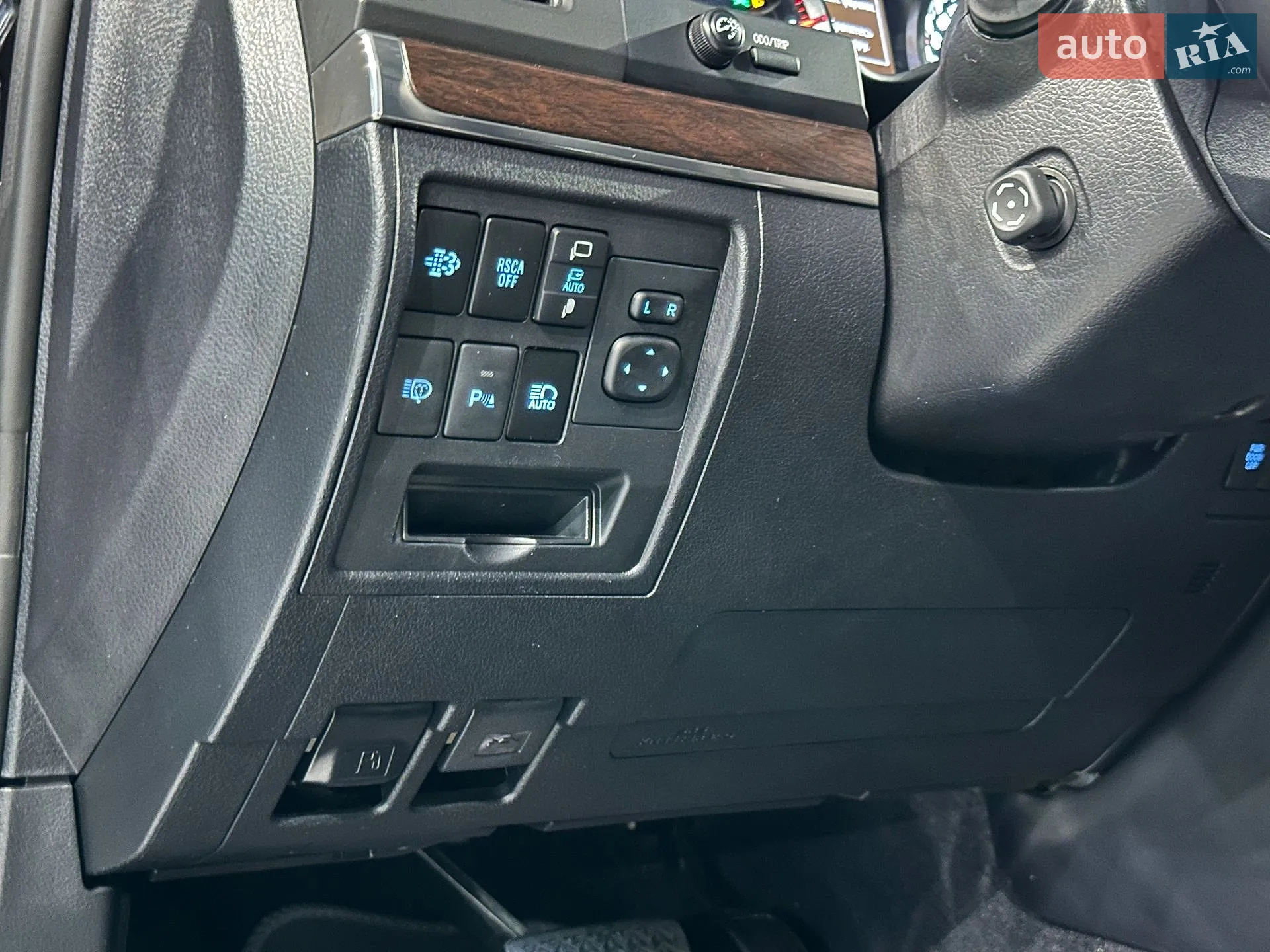 2018 Toyota Land Cruiser - мініатюра 17