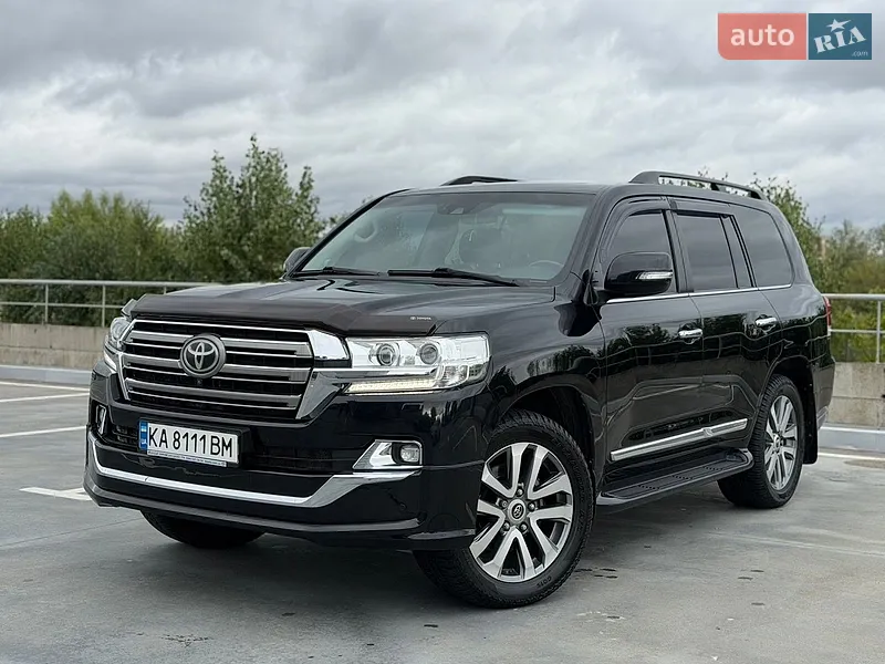 Toyota Land Cruiser
