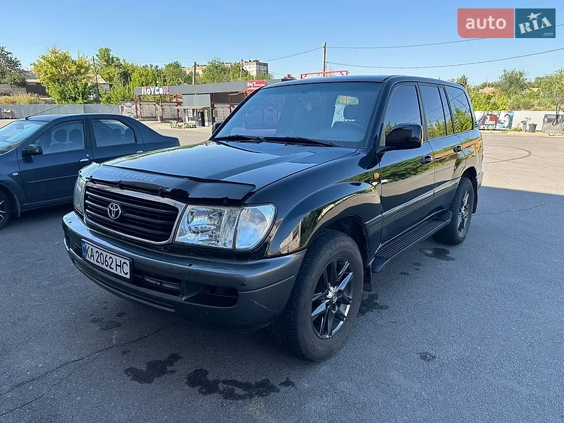 Toyota Land Cruiser