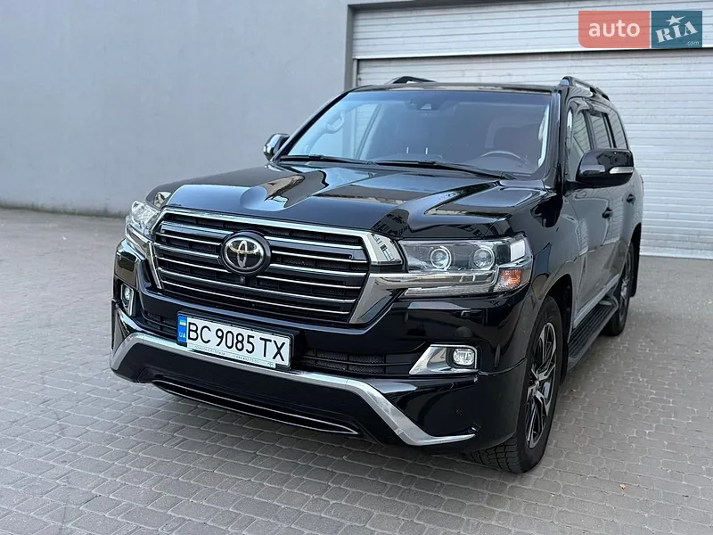 Toyota Land Cruiser