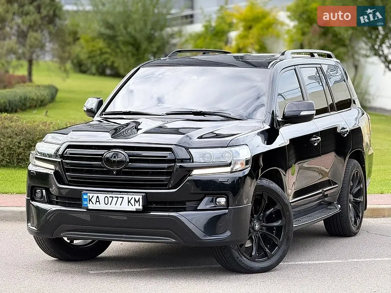 Toyota Land Cruiser