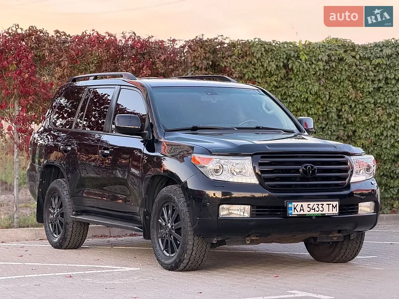 Toyota Land Cruiser