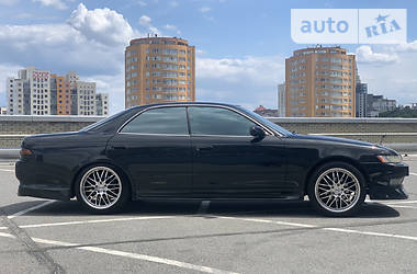 Седан Toyota Mark II 1993 в 