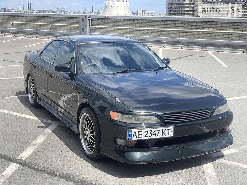 Седан Toyota Mark II 1993 в 