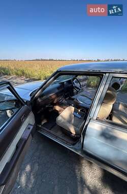 Седан Toyota Mark II 1985 в 