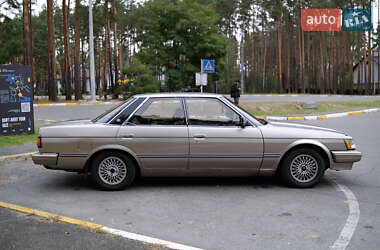 Седан Toyota Mark II 1987 в 