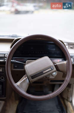 Седан Toyota Mark II 1987 в 