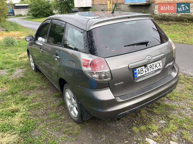 Хэтчбек Toyota Matrix 2005 в Виннице