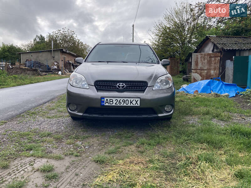 Хэтчбек Toyota Matrix 2005 в Виннице