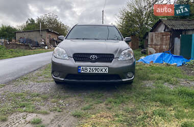 Хэтчбек Toyota Matrix 2005 в 