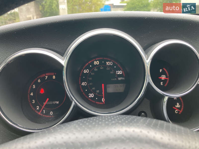 Хэтчбек Toyota Matrix 2005 в Виннице