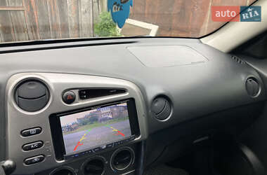 Хэтчбек Toyota Matrix 2005 в 