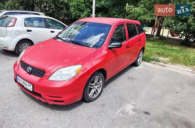 Хэтчбек Toyota Matrix 2003 в 