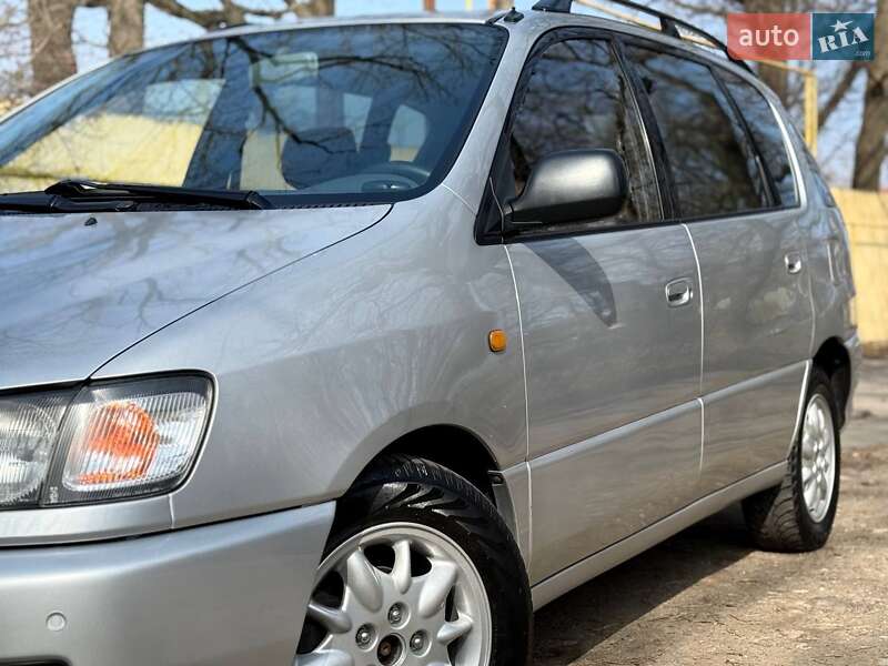 Мінівен Toyota Picnic 1997 в Одесі