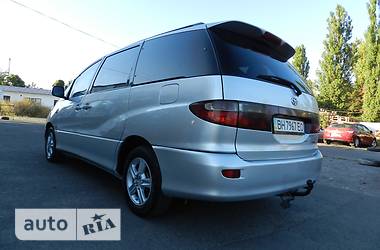 Минивэн Toyota Previa 2003 в 