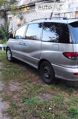 Мінівен Toyota Previa 2003 в 