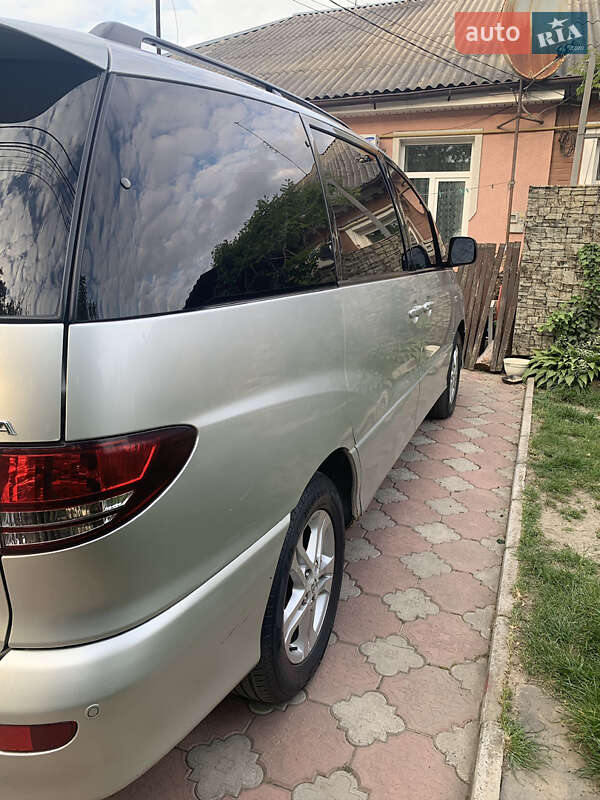 Минивэн Toyota Previa 2004 в Умани