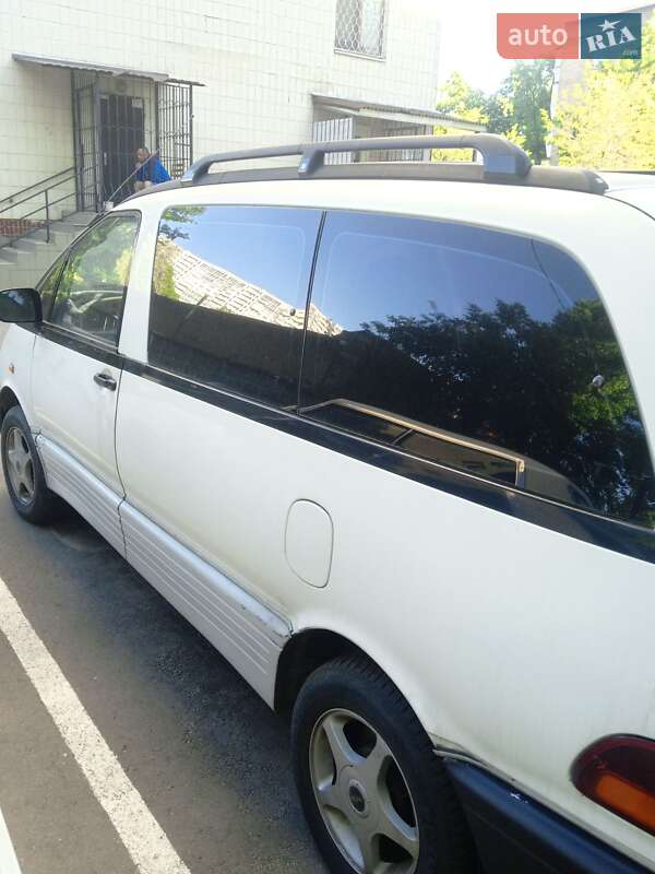 Мінівен Toyota Previa 1991 в Києві