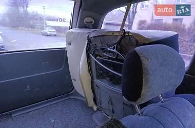 Минивэн Toyota Previa 1990 в 
