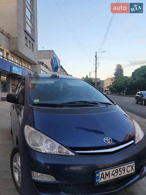 Toyota Previa 2005